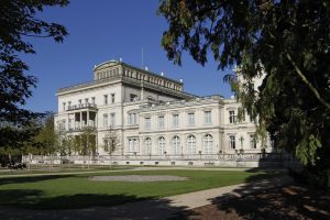 Villa Hügel von Süden, 2021 © Krupp-Stiftung, Foto: Denis Bury