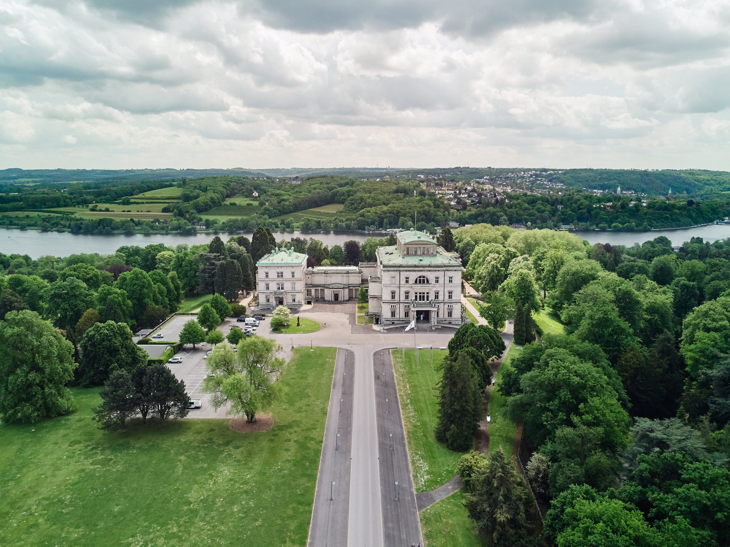 Villa Hügel von Norden, 2022 © Krupp-Stiftung/Foto: Peter Gwiazda