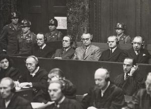 Alfried Krupp von Bohlen und Halbach während des krupp-Prozesses in Nürnberg, 1947.
