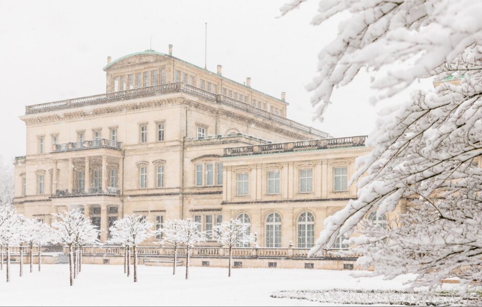 Villa Hügel im Schnee
