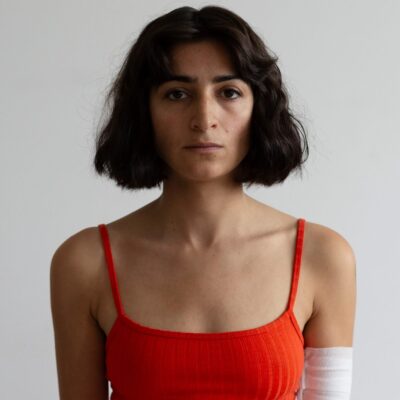 Eine Frau im Badeanzug